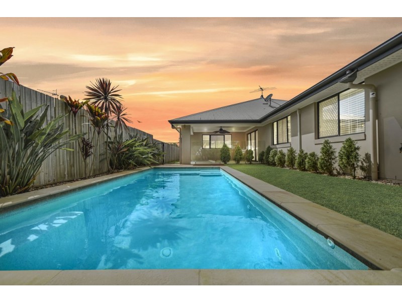 25 Conestoga Way, Upper Coomera QLD 4209