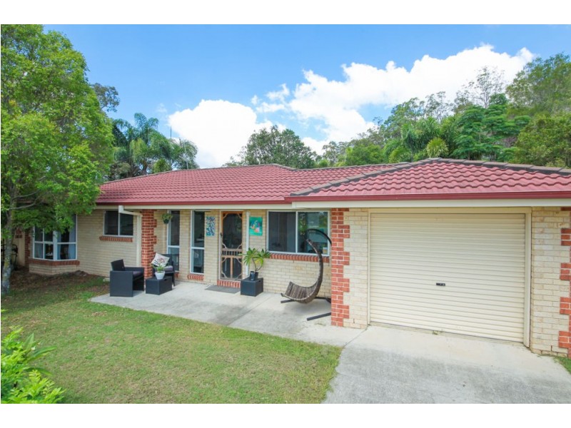 4 Winslow Court, Oxenford QLD 4210