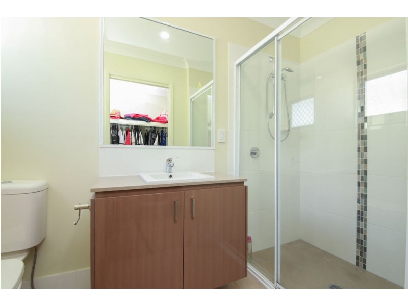 36 Hillsborough Place, Pimpama QLD 4209