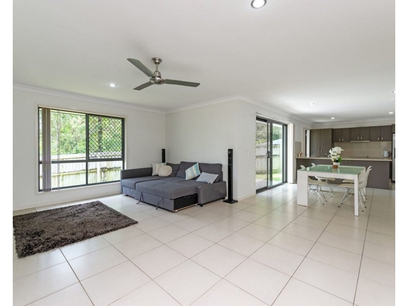 6 Mugello Drive, Oxenford QLD 4210