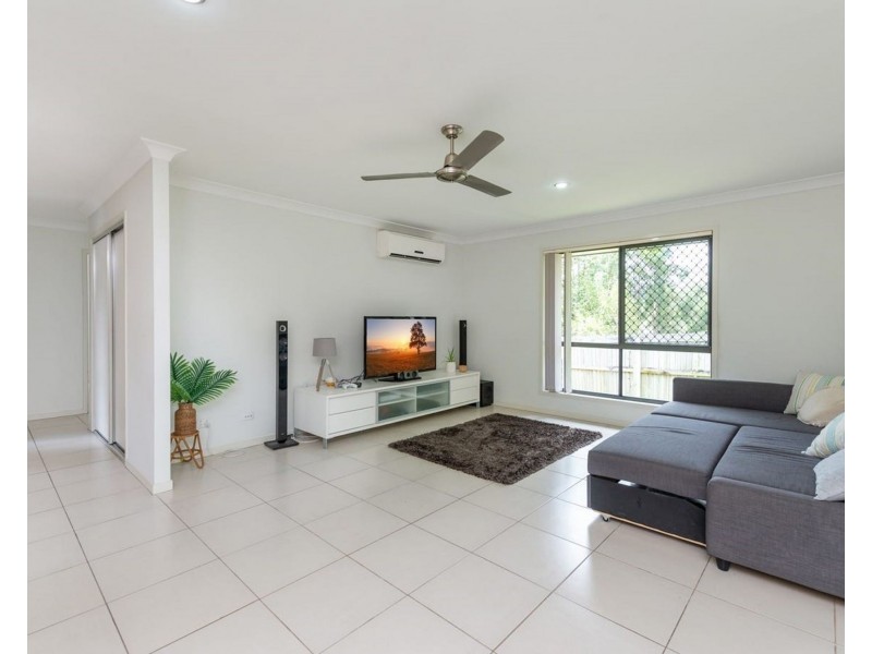 6 Mugello Drive, Oxenford QLD 4210