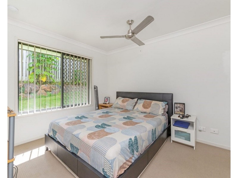 6 Mugello Drive, Oxenford QLD 4210
