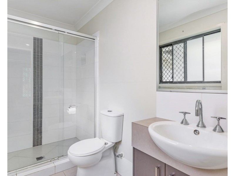 6 Mugello Drive, Oxenford QLD 4210