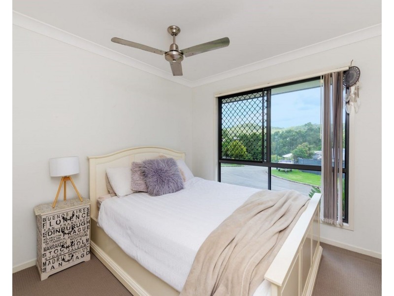 6 Mugello Drive, Oxenford QLD 4210