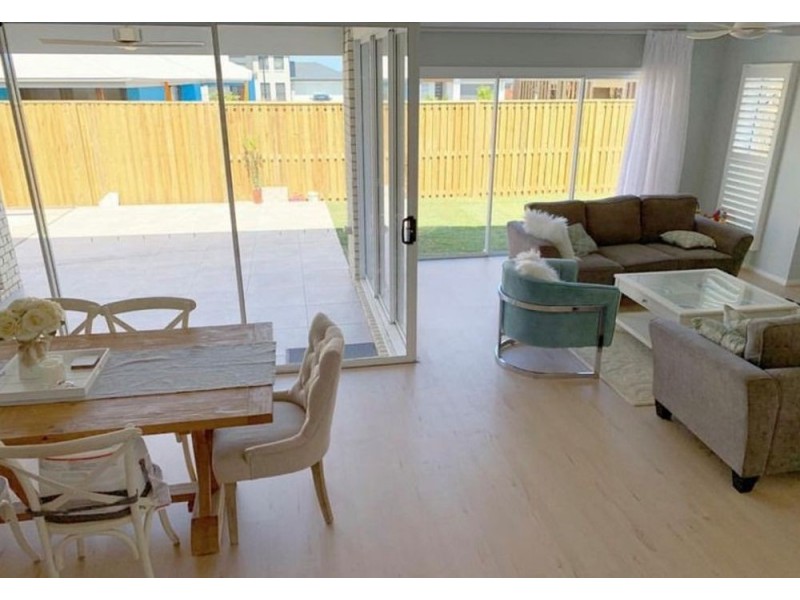 20 Sundown Circuit, Pimpama QLD 4209