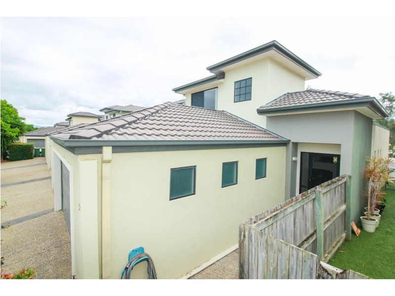 57/19 Santa Barbara Road, Hope Island QLD 4212