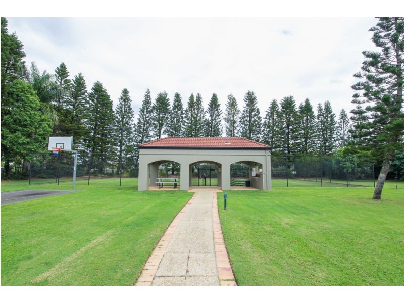 57/19 Santa Barbara Road, Hope Island QLD 4212