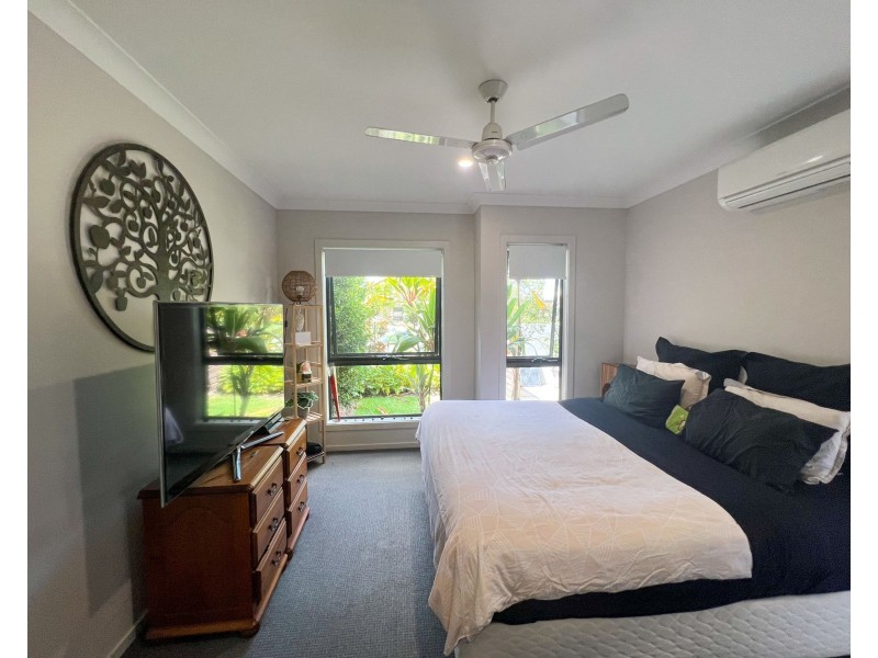 2/1 Electra Street, Coomera QLD 4209