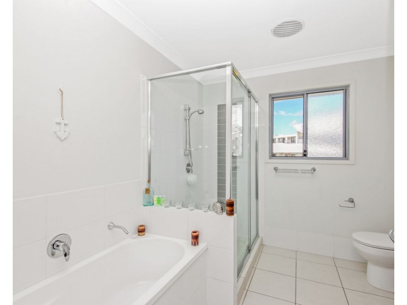 9/1 Rhiana Street, Pimpama QLD 4209