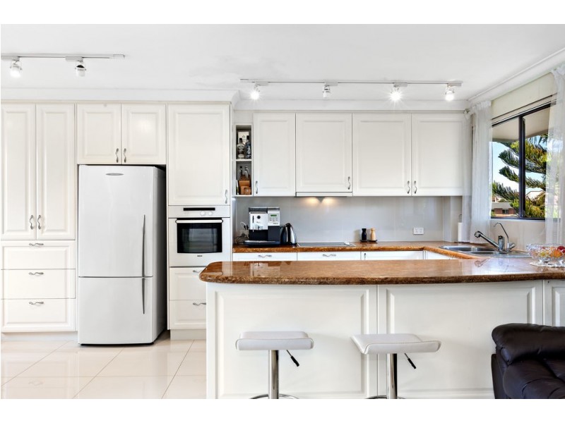 16/26 Stanhill Drive, Surfers Paradise QLD 4217