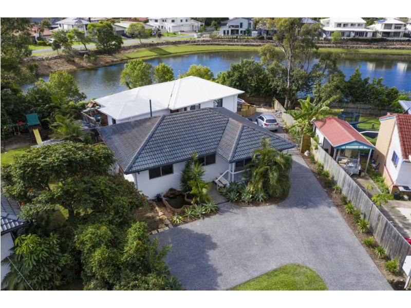 31 Brier Crescent, Varsity Lakes QLD 4227