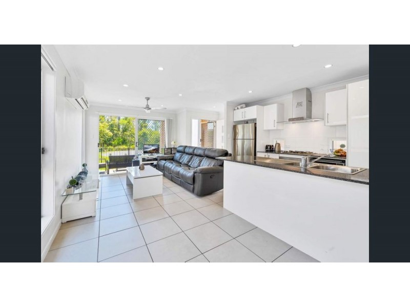 52 Carnarvon Court, Pimpama QLD 4209