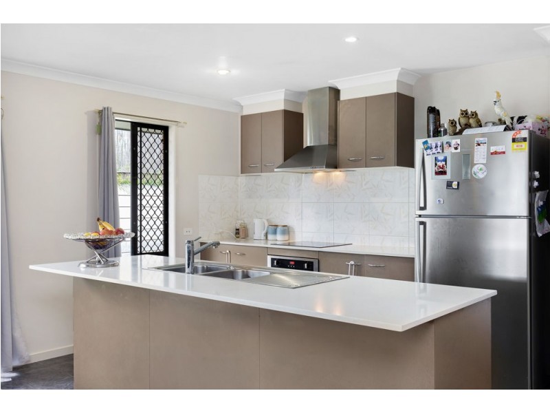 21 Treeline Circuit, Yarrabilba QLD 4207