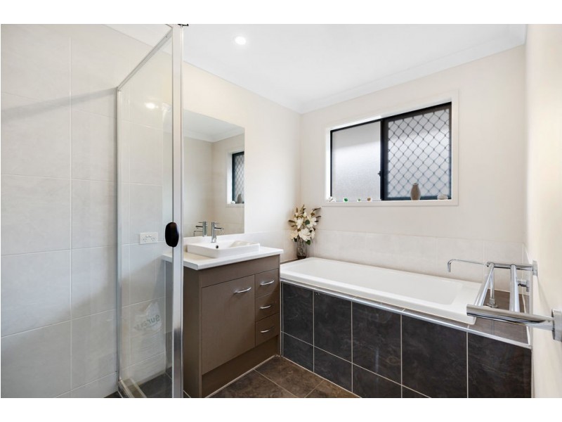 21 Treeline Circuit, Yarrabilba QLD 4207