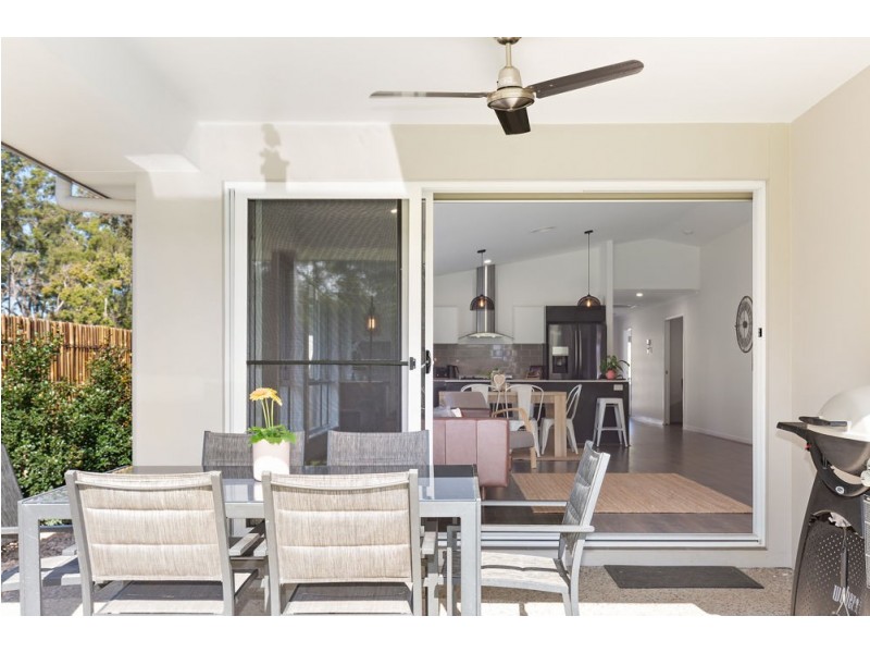 33 Sudbury Drive, Pimpama QLD 4209