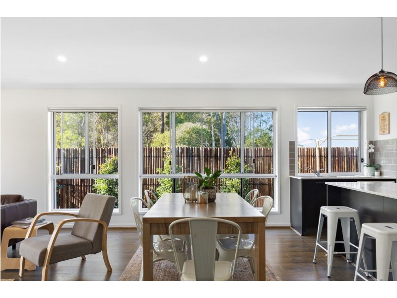 33 Sudbury Drive, Pimpama QLD 4209