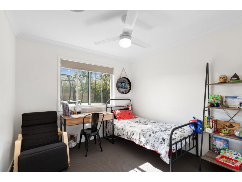 33 Sudbury Drive, Pimpama QLD 4209