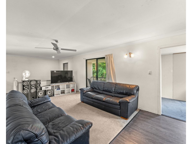 122 Loganlea Road, Loganlea QLD 4131