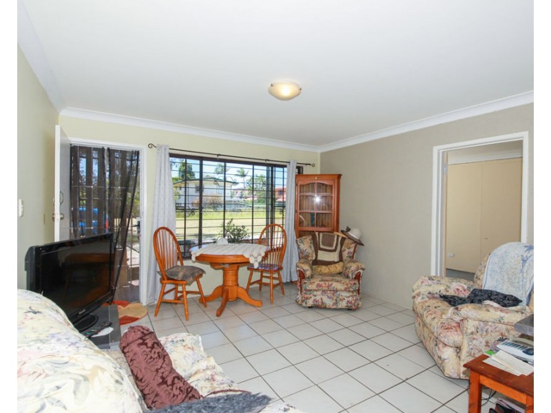 3/13F Wyndham Avenue, Southport QLD 4215
