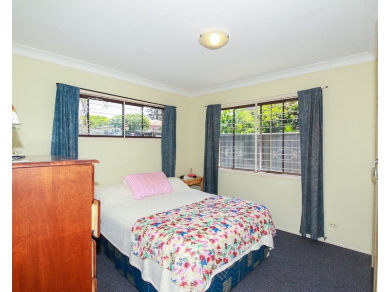 3/13F Wyndham Avenue, Southport QLD 4215