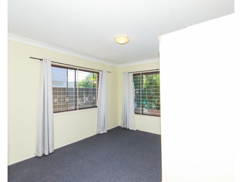 3/13F Wyndham Avenue, Southport QLD 4215