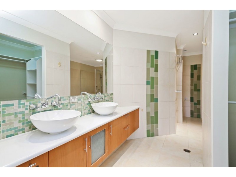2104/1 The Vistas Drive, Carrara QLD 4211