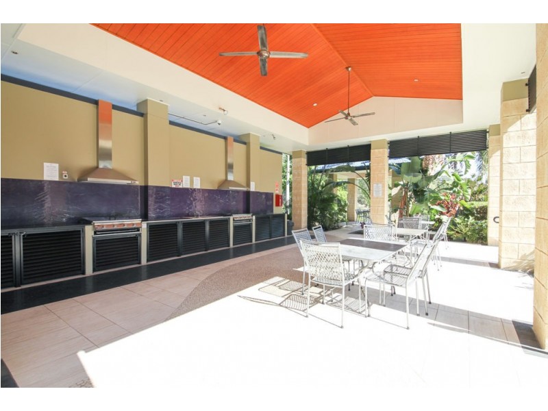 2104/1 The Vistas Drive, Carrara QLD 4211