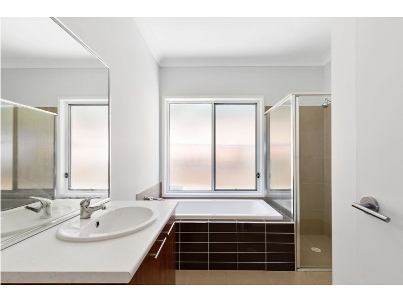 22 Mungana Drive, Upper Coomera QLD 4209