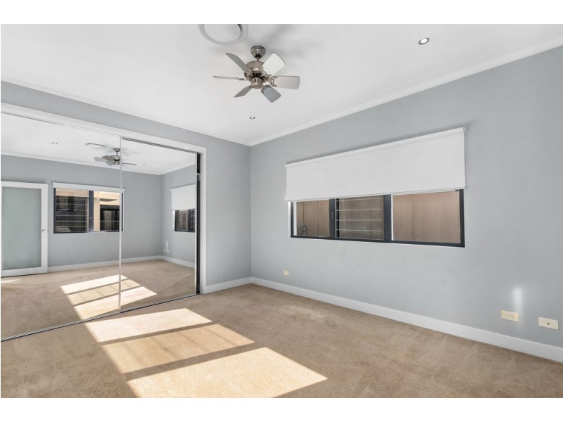 4 Ripple Court, Coomera Waters QLD 4209