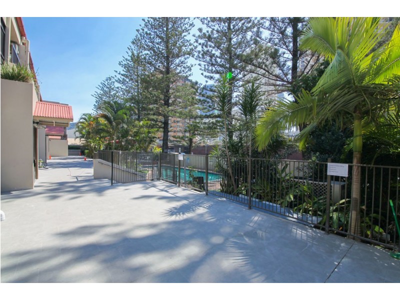 27/24 Trickett Street, Surfers Paradise QLD 4217