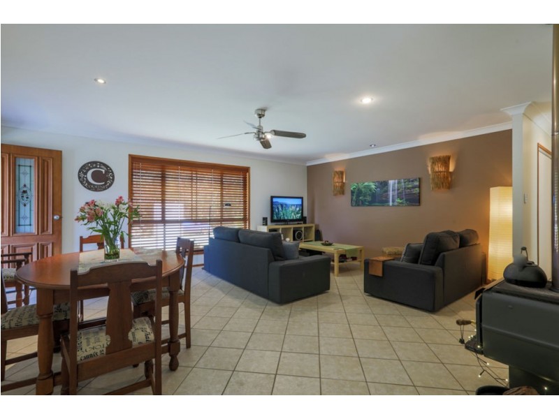 18 Petrel Place, Jacobs Well QLD 4208
