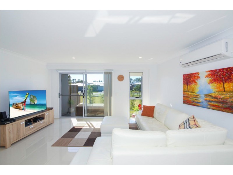 7/16 Bottle Brush Circuit, Coomera QLD 4209