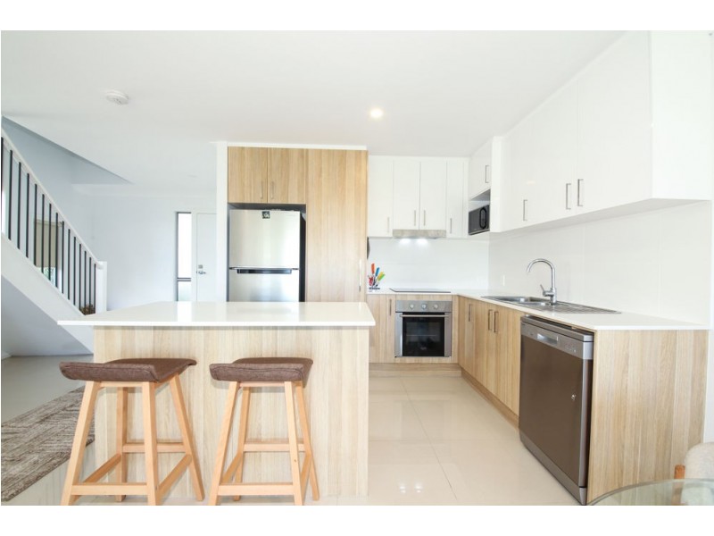 7/16 Bottle Brush Circuit, Coomera QLD 4209