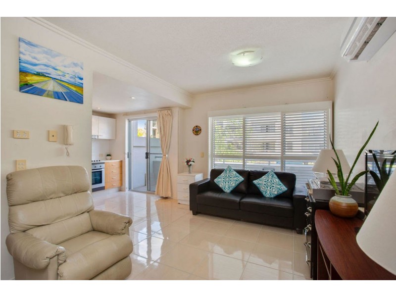 16/1 Arbour Avenue, Robina QLD 4226