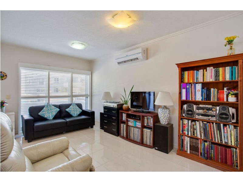 16/1 Arbour Avenue, Robina QLD 4226