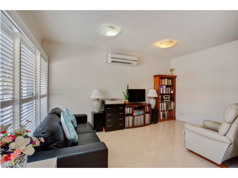 16/1 Arbour Avenue, Robina QLD 4226