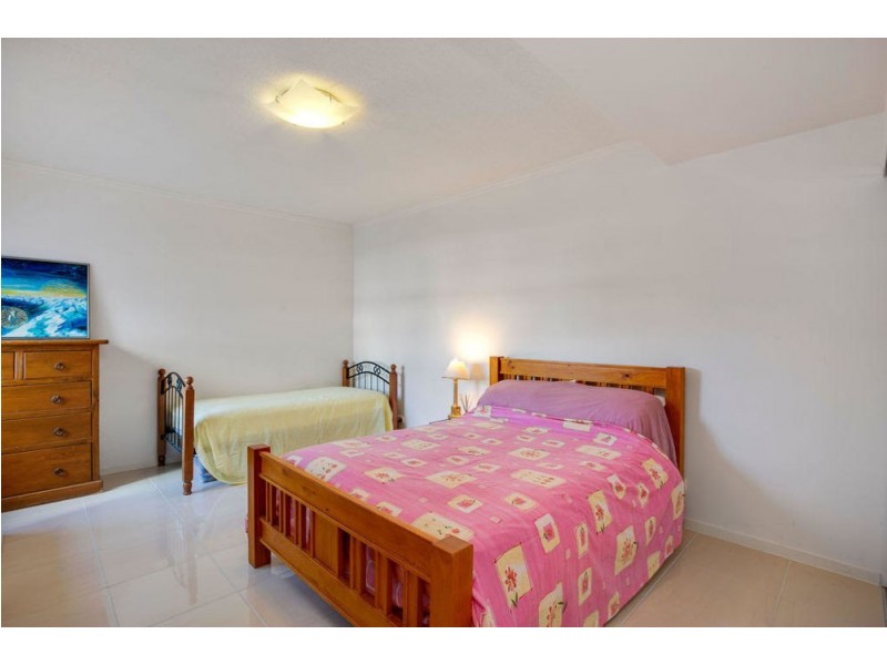 16/1 Arbour Avenue, Robina QLD 4226