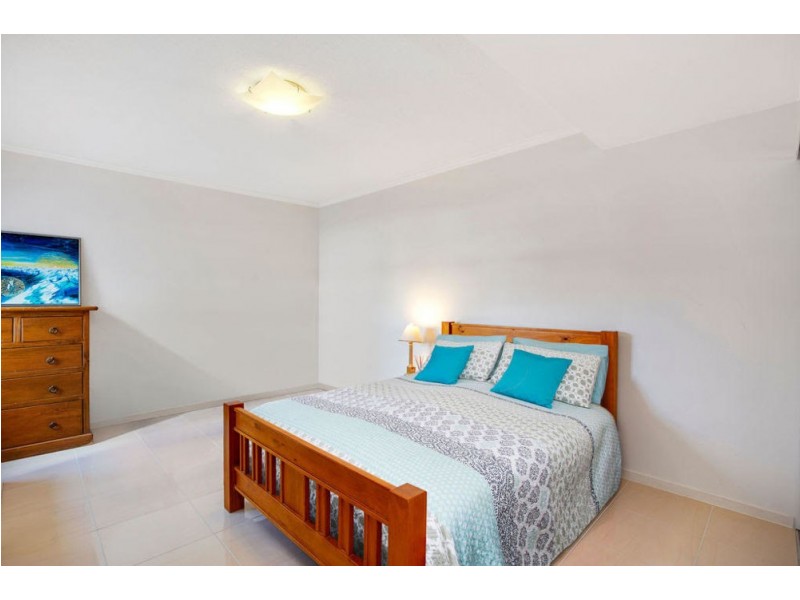 16/1 Arbour Avenue, Robina QLD 4226