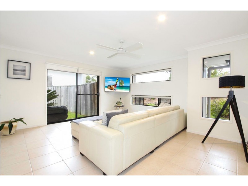 12 Berrimilla Lane, Coomera Waters QLD 4209