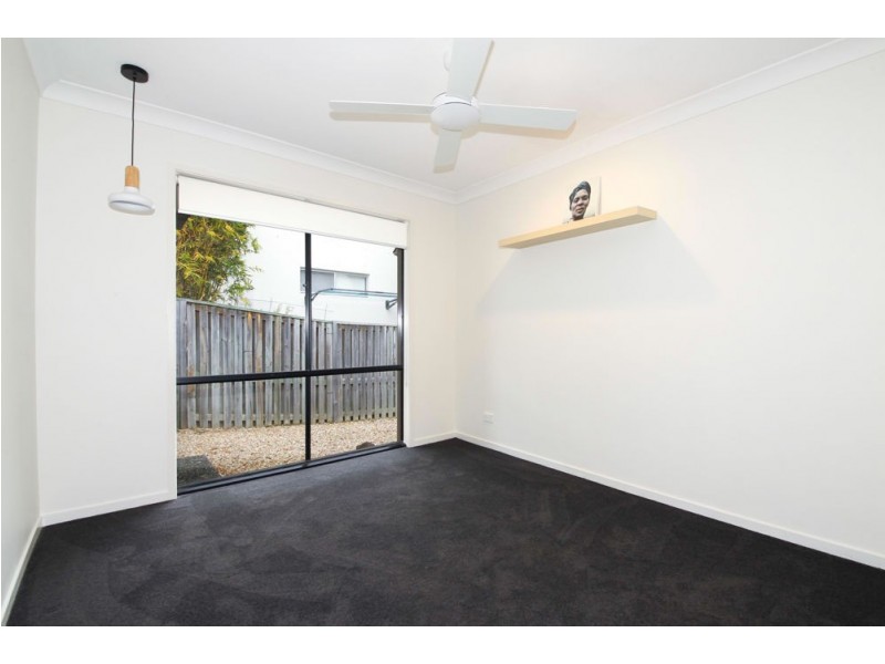 12 Berrimilla Lane, Coomera Waters QLD 4209