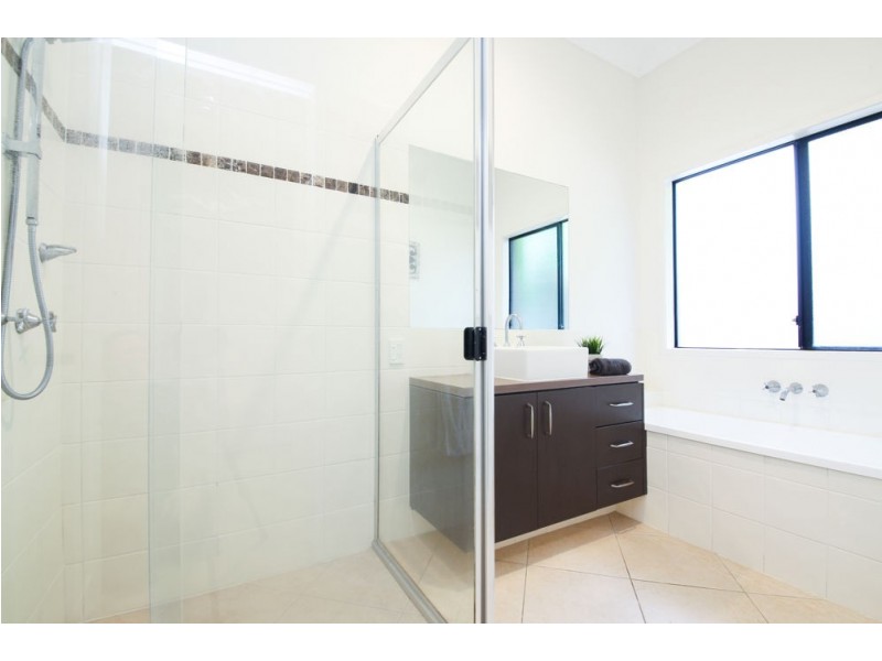 12 Berrimilla Lane, Coomera Waters QLD 4209