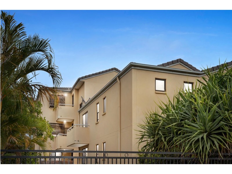 1/1996-1998 Gold Coast Highway, Miami QLD 4220