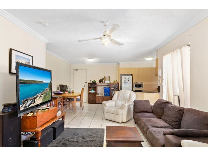 1/1996-1998 Gold Coast Highway, Miami QLD 4220