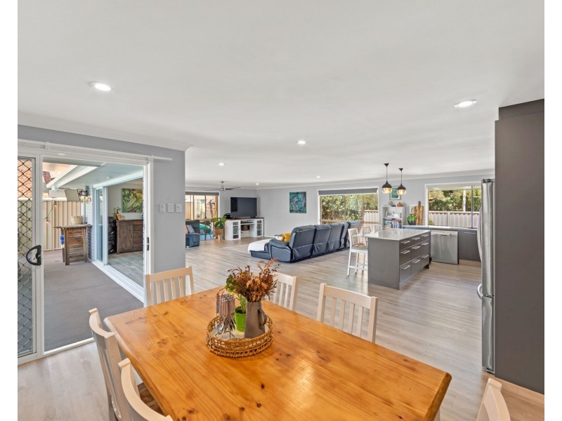 40 Limetree Parade, Runaway Bay QLD 4216