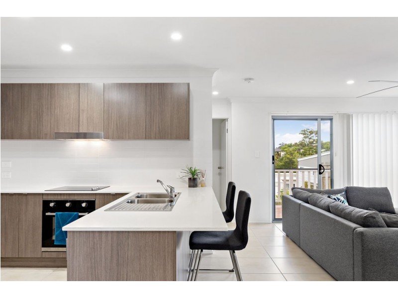 22/1 Tilbury Rise, Upper Coomera QLD 4209