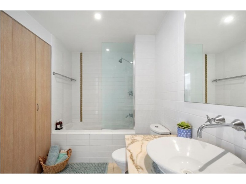 171/1-7 Moores Crescent, Varsity Lakes QLD 4227