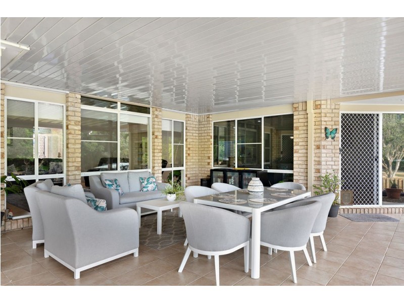 49 Galapagos Way, Pacific Pines QLD 4211