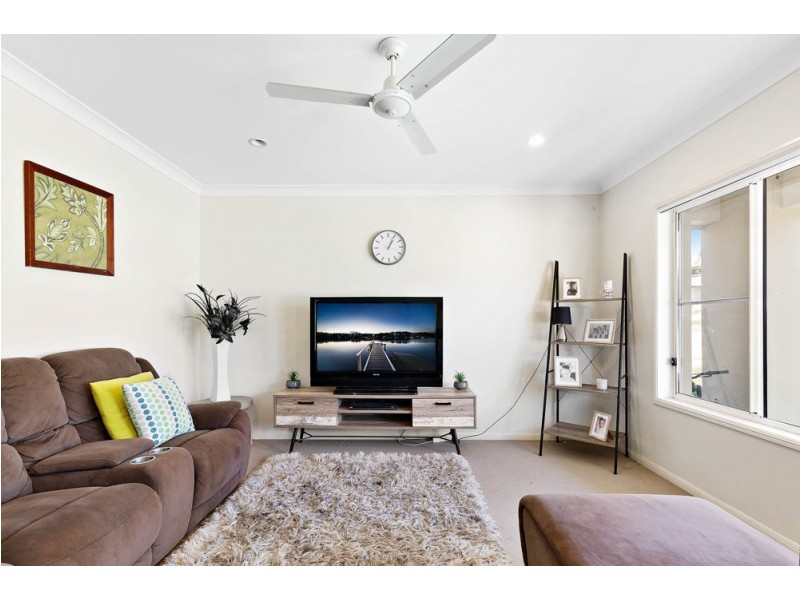 24 Ritz Drive, Coomera QLD 4209