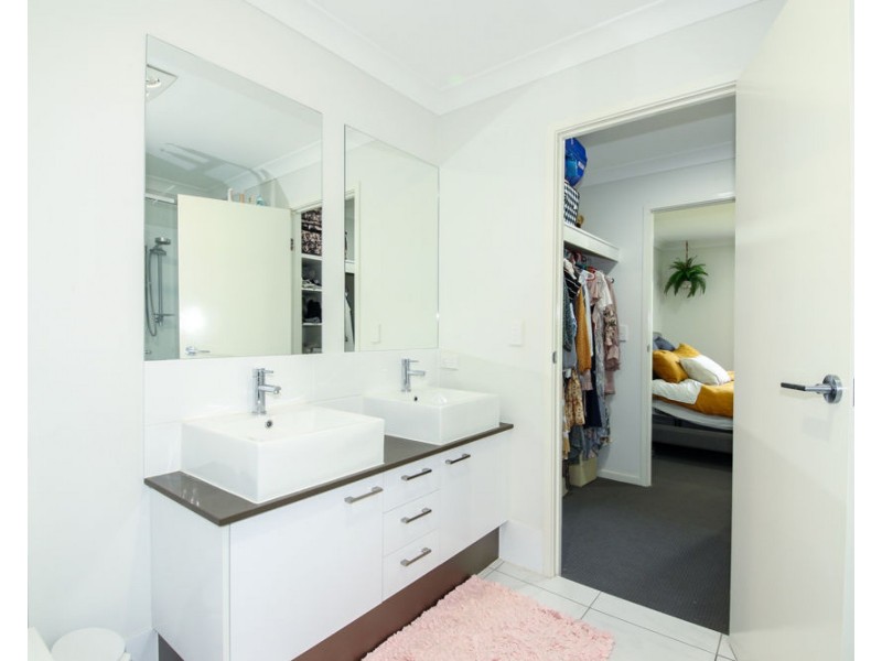 6/1 Terence Drive, Oxenford QLD 4210