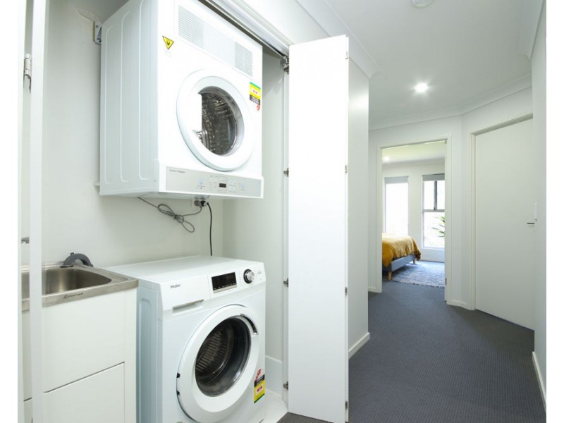 6/1 Terence Drive, Oxenford QLD 4210